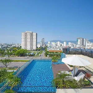 m92-boutique-da-nang-beach-hotel.dananghotels.net/